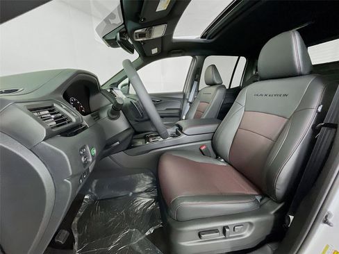 New 2026 Honda Ridgeline Black Edition image 17