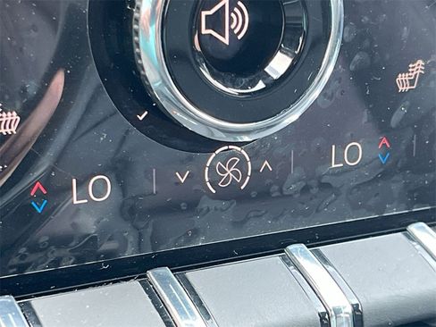 New 2025 GMC Acadia Elevation w/ Elevation Premium Package image 23