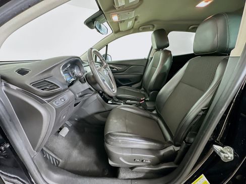 Used 2020 Buick Encore Preferred image 13