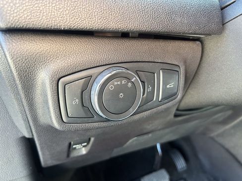 Used 2016 Lincoln MKC Reserve w/ Lincoln MKC Climate Package image 11