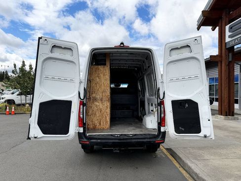 Used 2023 Mercedes-Benz Sprinter 2500 w/ Parking Package image 14