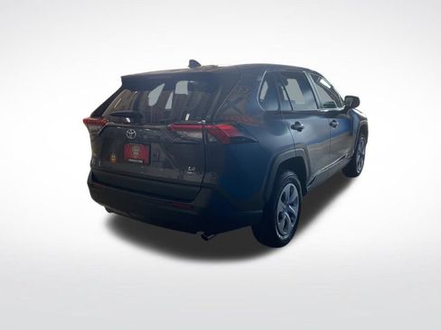 Used 2025 Toyota RAV4 LE AWD/4WD image 16