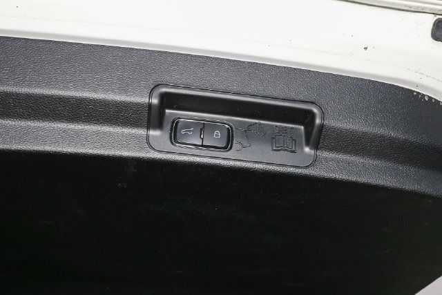 Used 2023 Ford Explorer ST-Line AWD/4WD image 12