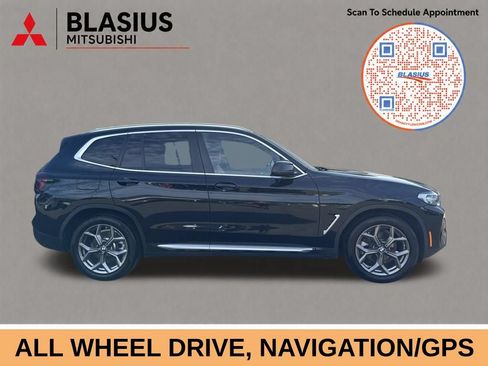 Used 2022 BMW X3 xDrive30i w/ Premium Package 2 (ZPA) AWD/4WD image 4