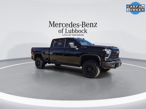 Used 2024 Chevrolet Silverado 2500 ZR2 w/ ZR2 Bison Edition image 2