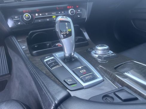 Used 2012 BMW 528i Sedan image 22