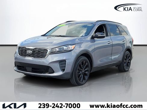 Used 2020 Kia Sorento S FWD image 3