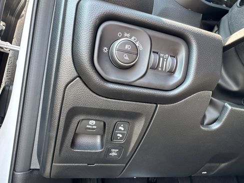 New 2026 RAM 1500 Big Horn AWD/4WD image 33