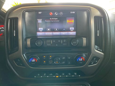 Used 2015 GMC Sierra 2500 Denali w/ Duramax Plus Package AWD/4WD image 27