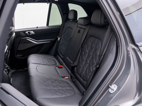 New 2026 BMW X5 xDrive40i w/ M Sport Package image 18