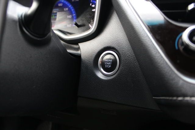 Used 2019 Toyota Corolla XSE FWD image 37