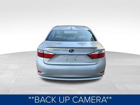 Used 2014 Lexus ES 300h image 6