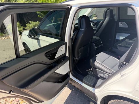 New 2026 Lincoln Aviator Reserve AWD/4WD image 20