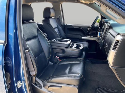 Used 2017 Chevrolet Silverado 1500 LT w/ All Star Edition RWD image 9