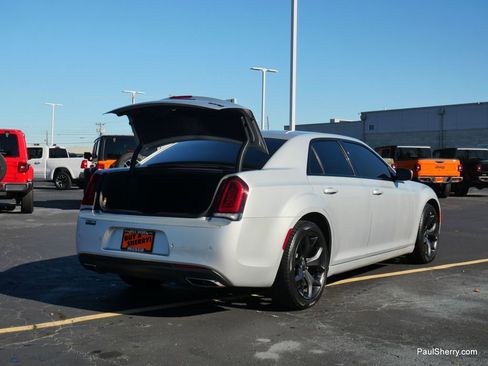 Used 2023 Chrysler 300 S w/ Comfort Group image 20