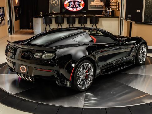 Used 2017 Chevrolet Corvette Z06 image 13