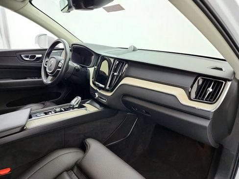 Used 2021 Volvo XC60 T8 Inscription w/ Advanced Package AWD/4WD image 13