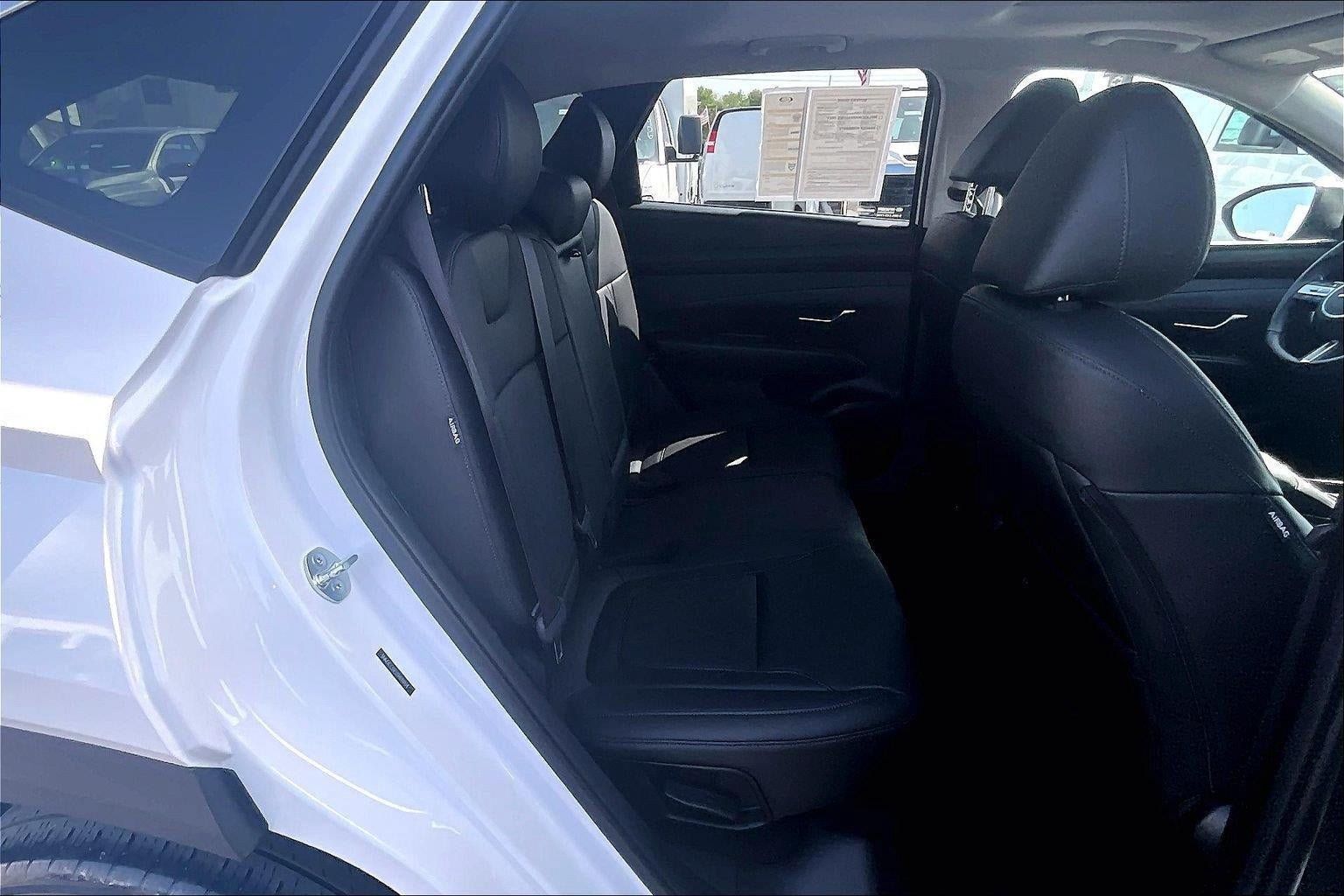 Used 2025 Hyundai Tucson SEL AWD/4WD image 24