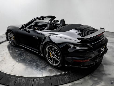 Used 2022 Porsche 911 Turbo S image 13