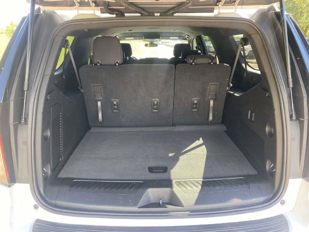 Used 2021 Chevrolet Suburban LS w/ Driver Alert Package AWD/4WD image 13