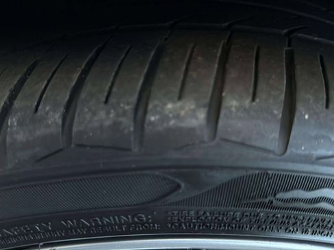 Used 2013 Mercedes-Benz E 350 Sedan image 44