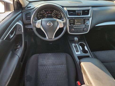 Used 2018 Nissan Altima 2.5 S w/ S Convenience Package image 10