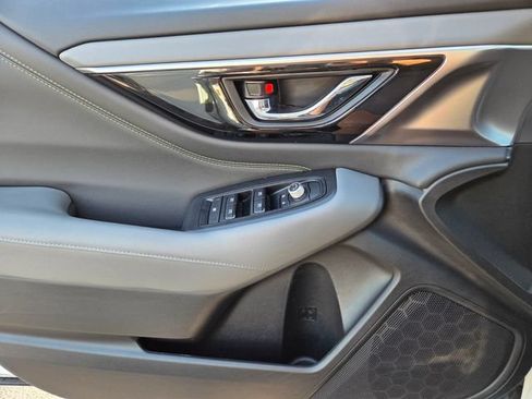 Used 2023 Subaru Outback Onyx Edition AWD/4WD image 17