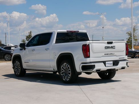 Used 2023 GMC Sierra 1500 Denali Ultimate AWD/4WD image 7
