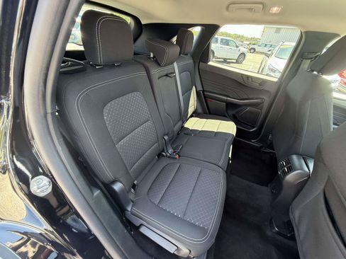 Certified 2025 Ford Escape Active AWD/4WD image 32