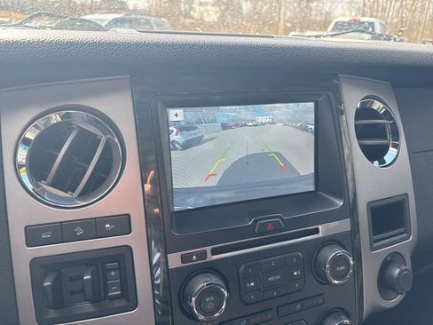 Used 2017 Ford Expedition Limited w/ Equipment Group 301A image 24