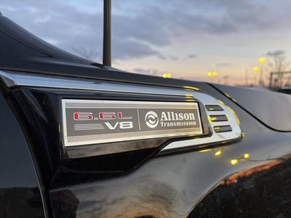 New 2025 GMC Sierra 2500 Pro w/ Convenience Package