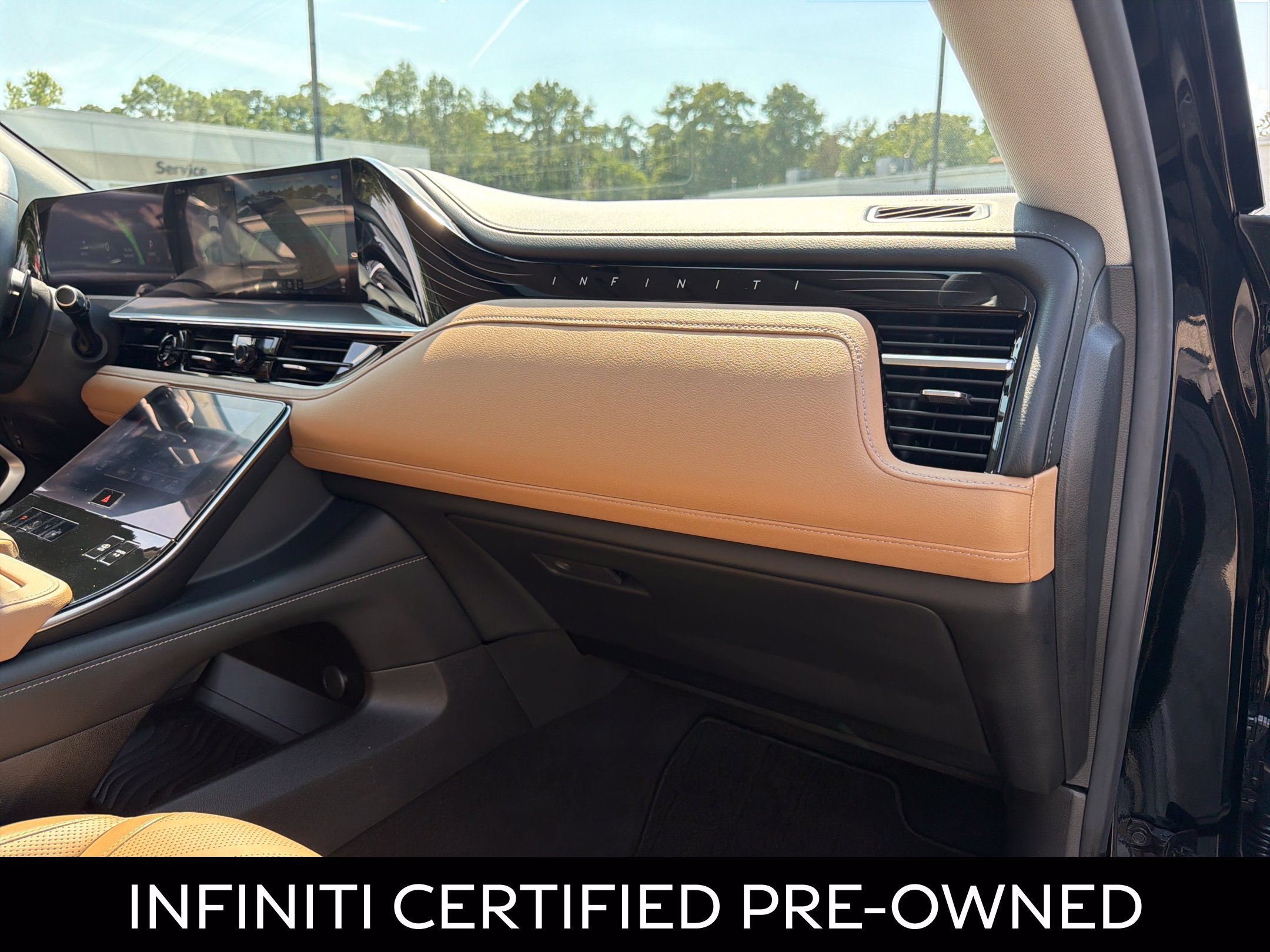 Certified 2025 INFINITI QX80 Luxe RWD image 39