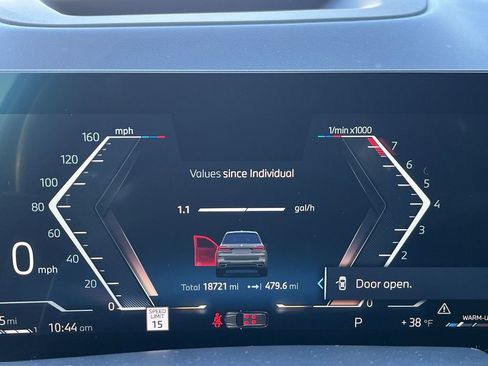 Certified 2024 BMW X7 xDrive40i w/ M Sport Package image 15