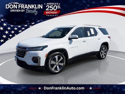 Used 2023 Chevrolet Traverse LT w/ LT Premium Package