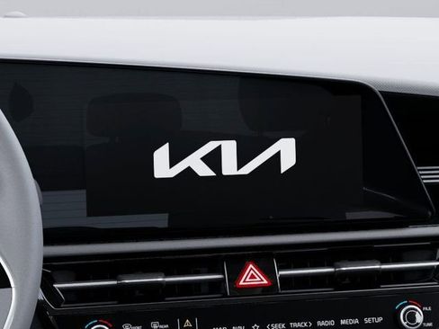 New 2025 Kia Niro SX Touring FWD image 20