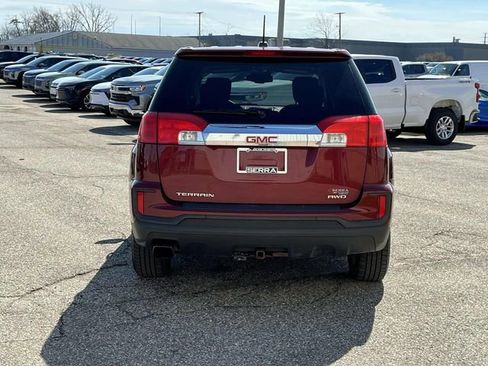 Used 2017 GMC Terrain SLE image 4