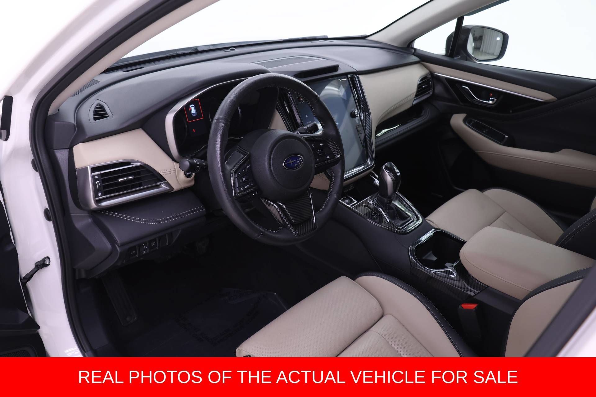Used 2025 Subaru Outback Limited w/ Popular Package #2 AWD/4WD image 3