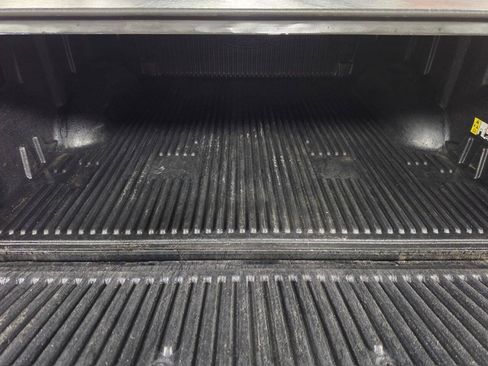 Used 2018 Ford F150 XLT w/ Equipment Group 302A Luxury AWD/4WD image 14
