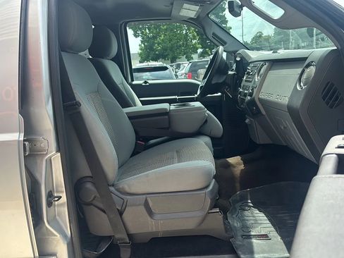 Used 2012 Ford F250 XLT w/ Advanced Security Group AWD/4WD image 16