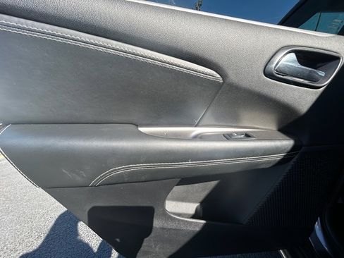 Used 2020 Dodge Journey Crossroad image 11