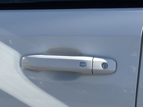 Used 2022 GMC Sierra 1500 AT4 AWD/4WD image 30
