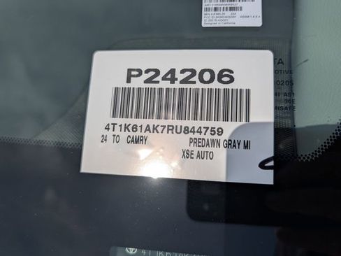 Used 2024 Toyota Camry XSE image 36