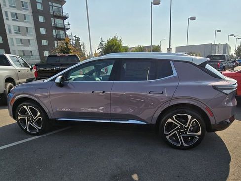 New 2025 Chevrolet Equinox EV LT image 2