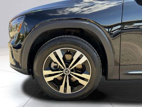 Used 2025 Mercedes-Benz GLB 250 image 52