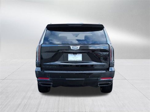 New 2026 Cadillac Escalade ESV Platinum Sport w/ LPO, ONYX Package image 6