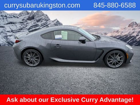 Used 2025 Subaru BRZ Limited RWD image 2
