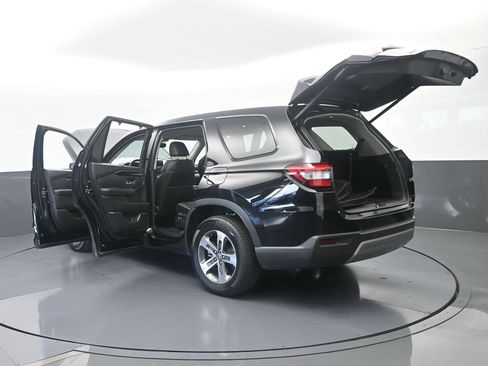 Used 2025 Honda Pilot EX-L image 78