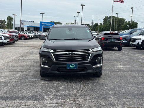 Certified 2023 Chevrolet Traverse LT FWD image 8