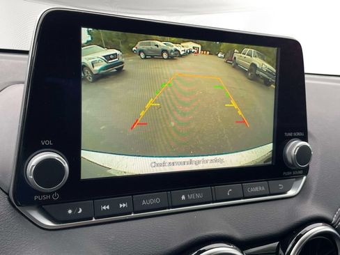 Used 2023 Nissan Sentra SV FWD image 27