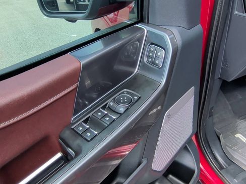 Used 2022 Ford F150 Lariat AWD/4WD image 12
